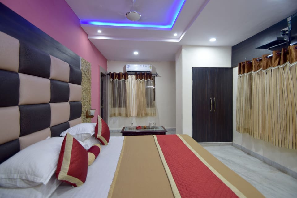 Basic Suite, Smoking, Resort View | 1 bedroom, in-room safe, desk, iron/ironing board