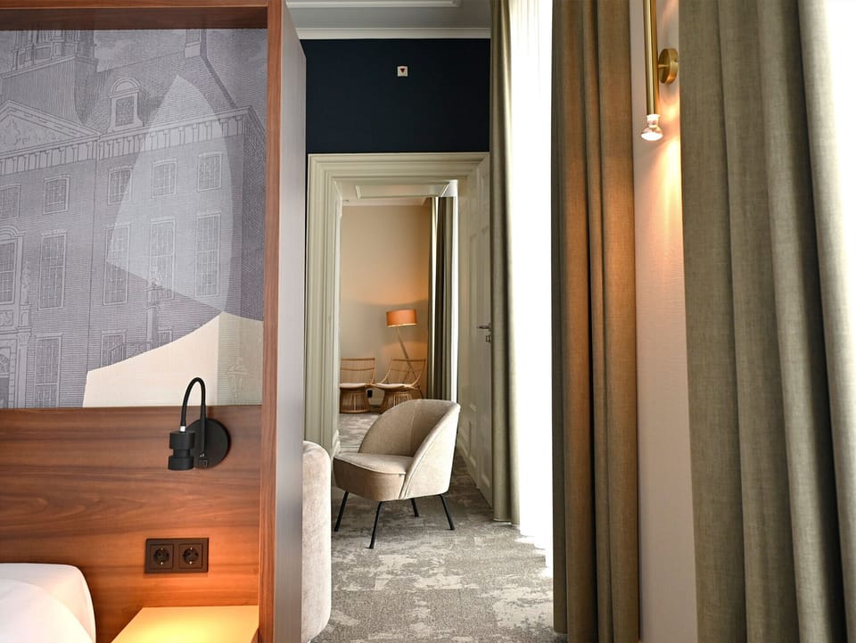 Sauna Suite | Desk, iron/ironing board (on request), WiFi (free), bed sheets