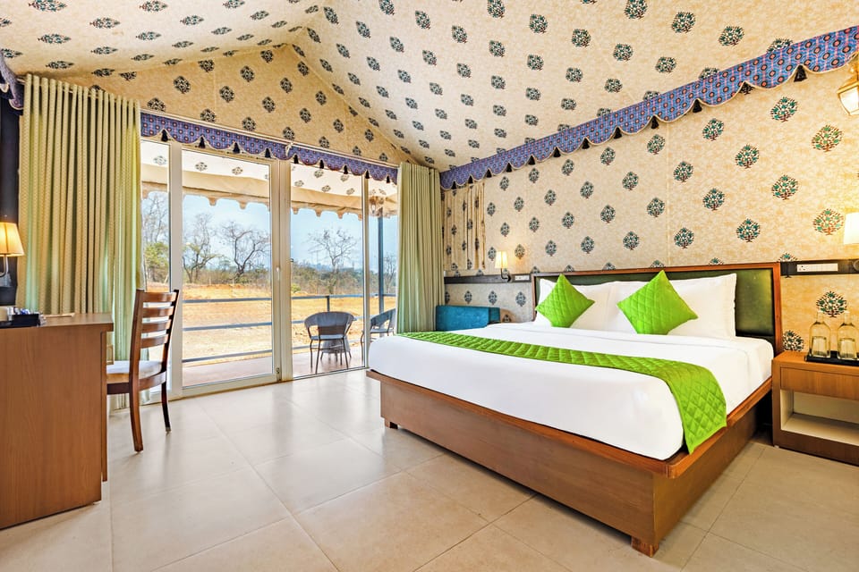 Premium Ac Tent | Rollaway beds, bed sheets