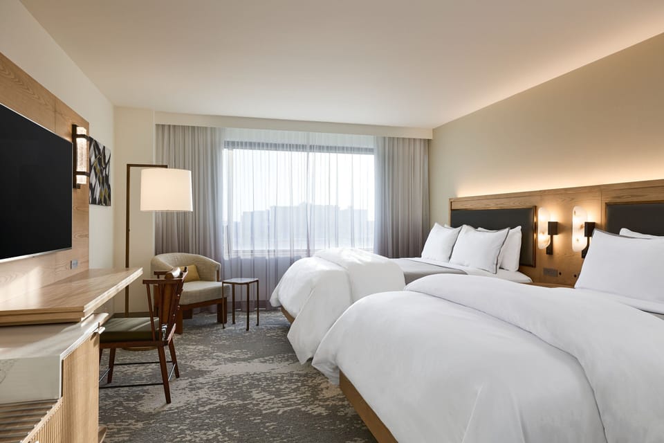 1 bedroom, premium bedding, pillowtop beds, in-room safe