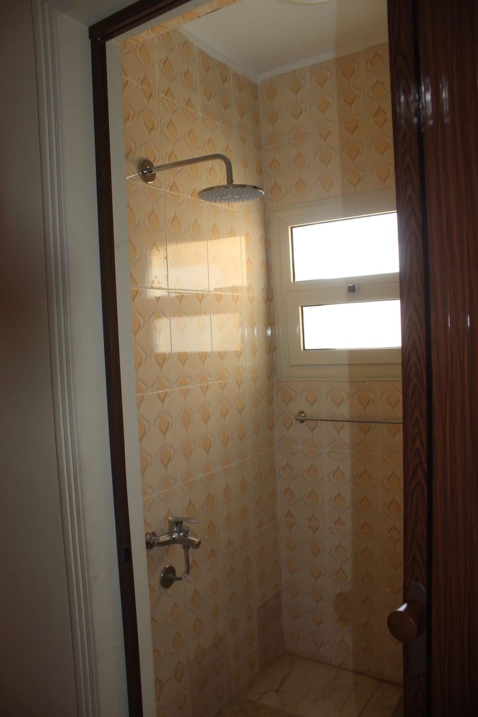 Basic Double Room, 1 King Bed, Balcony | Bathroom shower