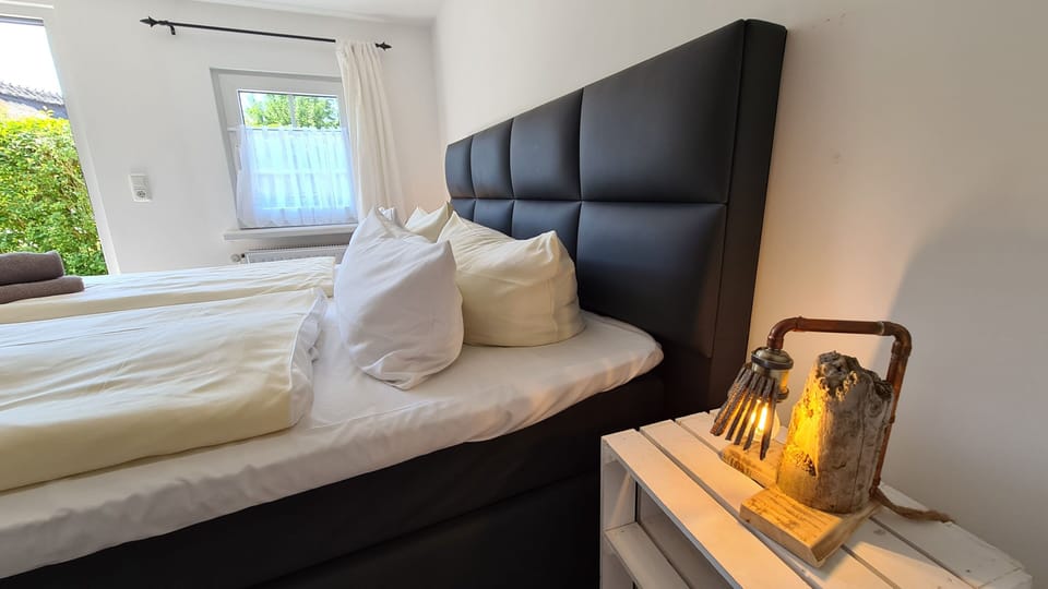 Basic Double Room | Hypo-allergenic bedding, free WiFi, bed sheets