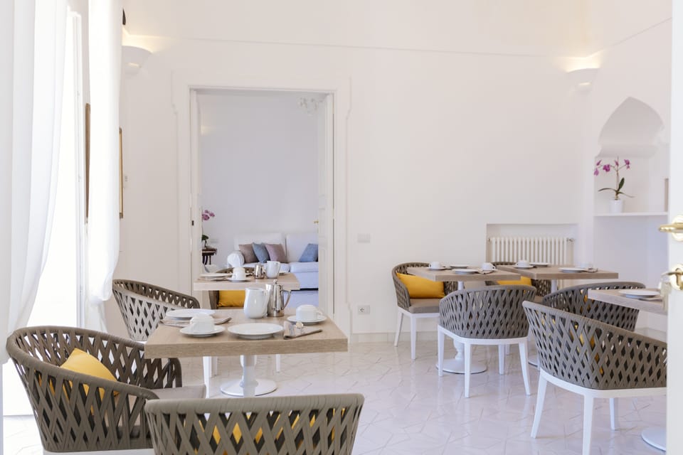 Free daily local cuisine breakfast