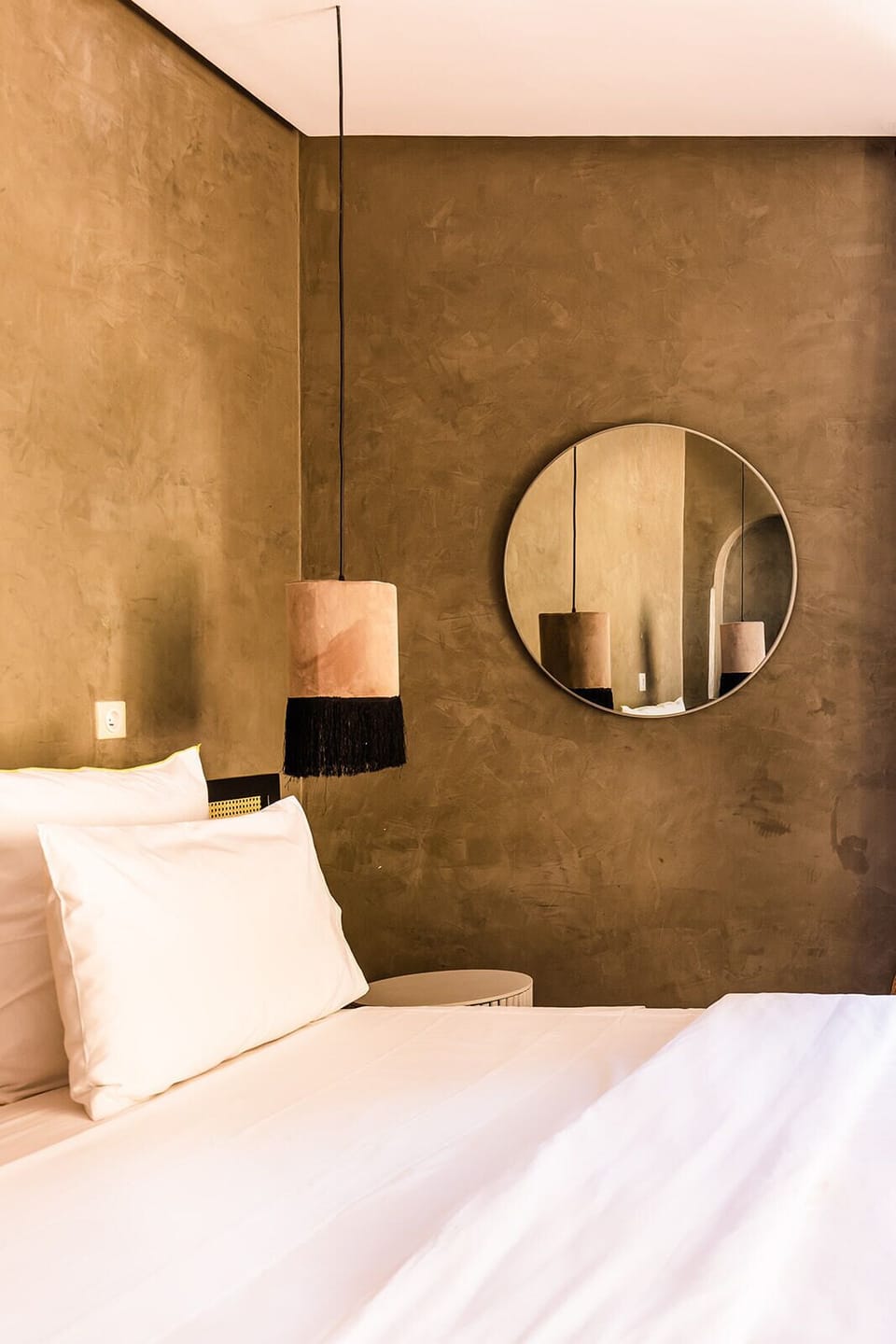 6 bedrooms, premium bedding, minibar, in-room safe