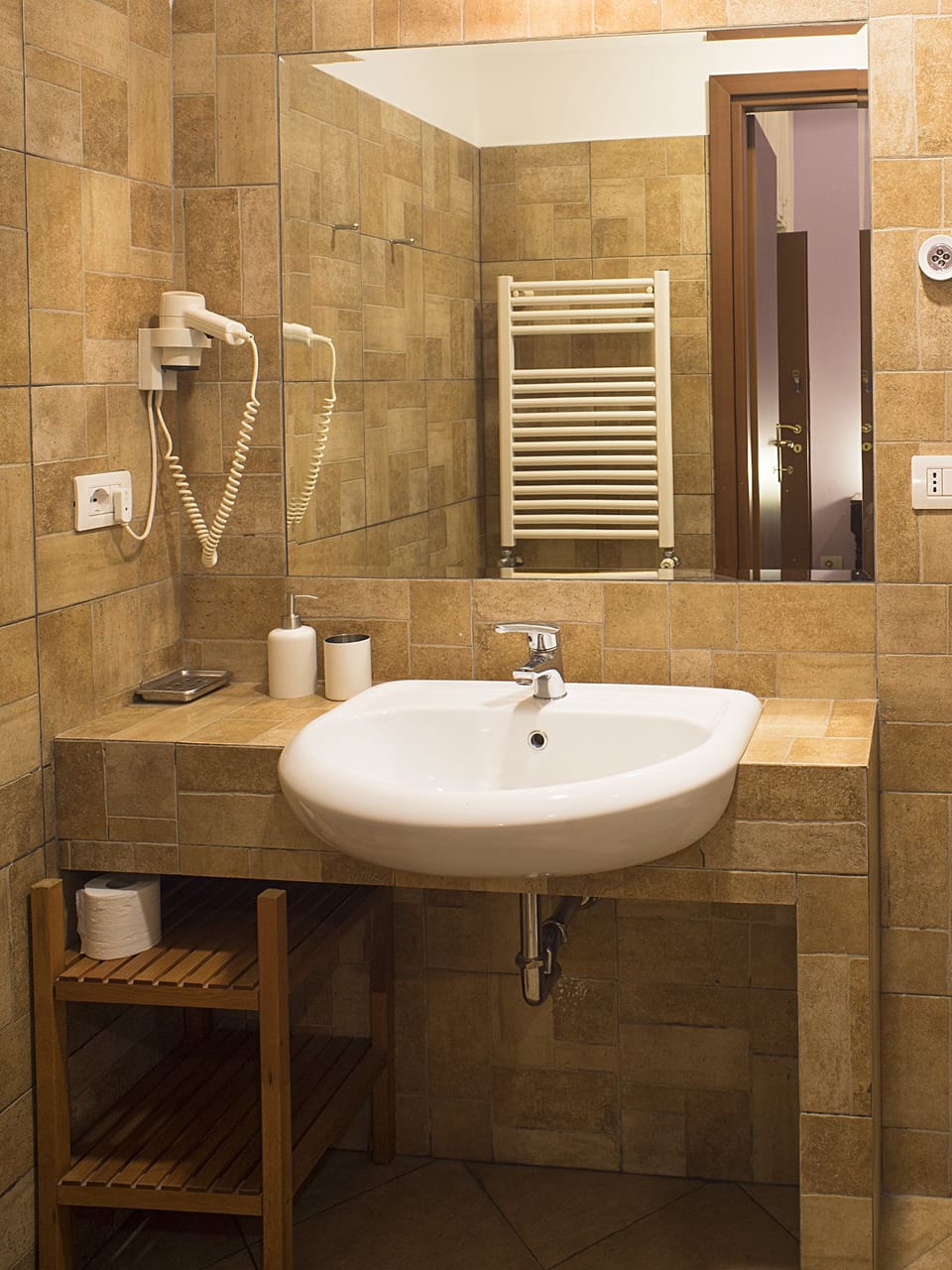 Double or Twin Room, Private Bathroom | Bathroom sink