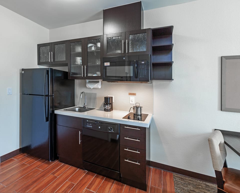 Premium bedding, Select Comfort beds, desk, laptop workspace