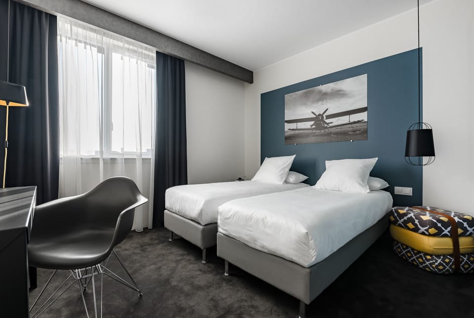 In-room safe, desk, blackout drapes, soundproofing