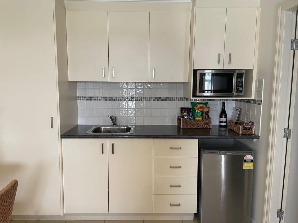Coffee/tea maker, fridge, microwave, electric kettle