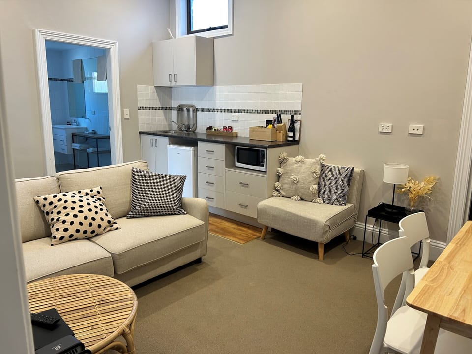 Apartment, 2 Bedrooms | Minibar, desk, iron/ironing board, cribs (surcharge)