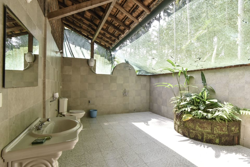 Grand Cottage, Multiple Beds, Terrace, Garden View | Bathroom | Shower, free toiletries, towels