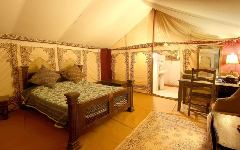 Luxury Tent, 1 King Bed, Non Smoking | Premium bedding, in-room safe, desk, rollaway beds (surcharge)