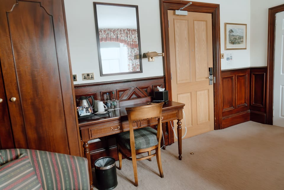 Deluxe Double Room, 1 Double Bed, Harbor View | Desk, iron/ironing board, free WiFi, bed sheets