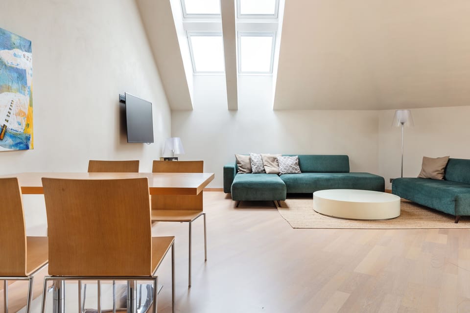Apartment | Living area | Smart TV