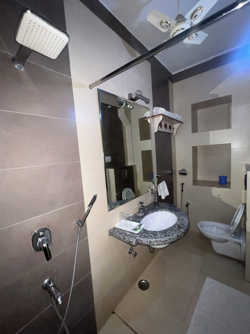 King Suites with Balcony & Fort View | Bathroom | Shower, hair dryer, bathrobes, towels