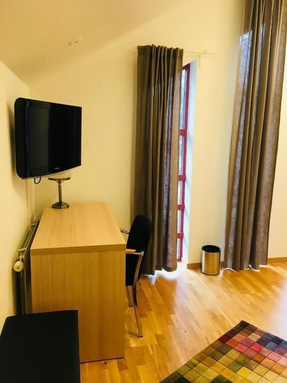 Desk, blackout drapes, iron/ironing board, free WiFi