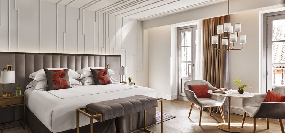 Egyptian cotton sheets, premium bedding, down comforters, pillowtop beds