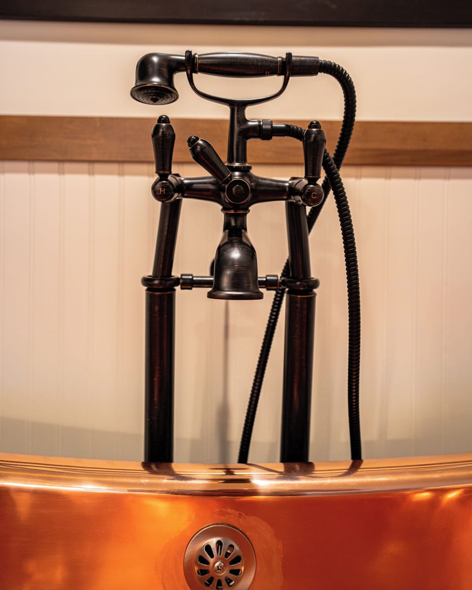 Premier Room, Hot Tub | Hypo-allergenic bedding, down comforters, memory foam beds, free WiFi