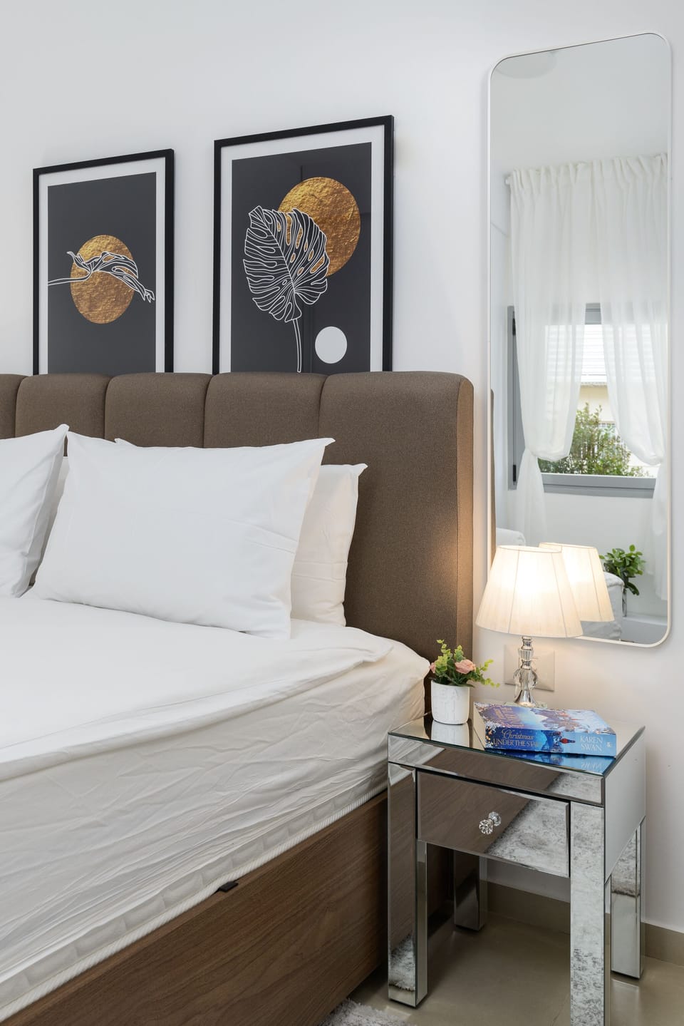 Quiet Hideaway & Terrace near Beach by FeelHome Apartment in Tel Aviv-Yafo