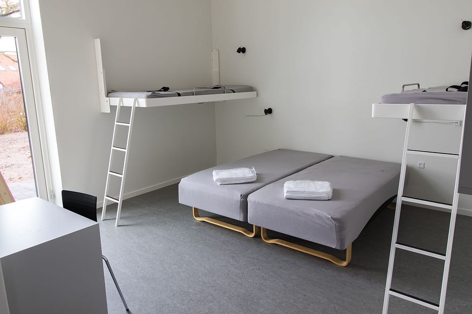 Family Room | Cribs/infant beds, free WiFi