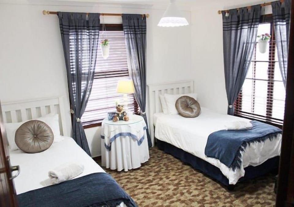 House | 1 bedroom, individually decorated, individually furnished