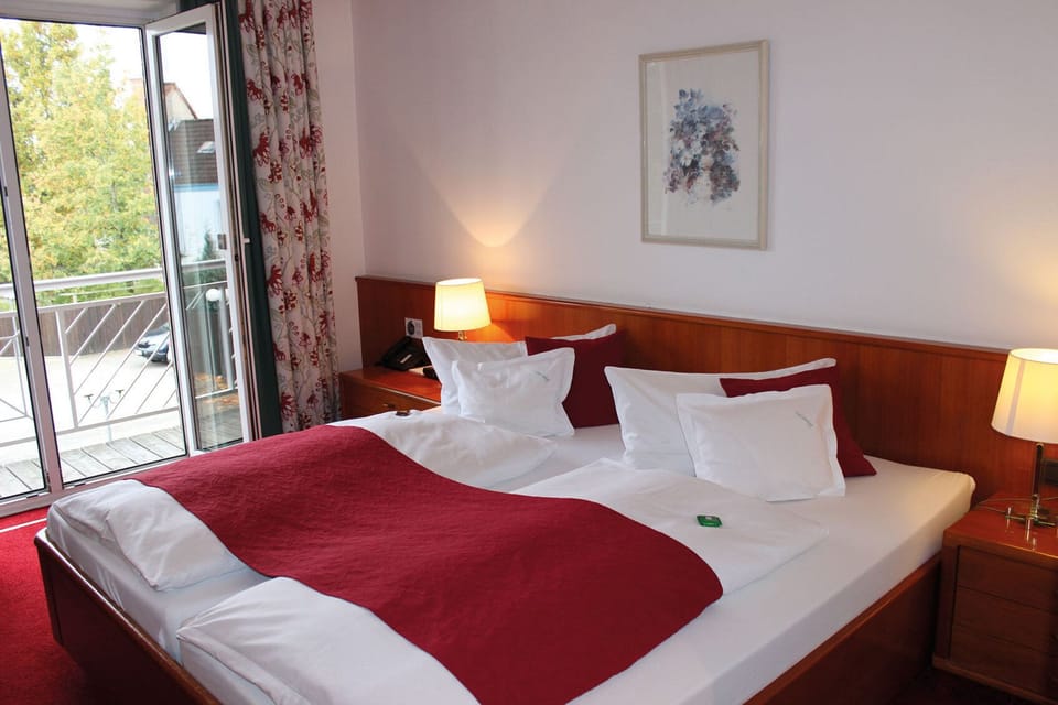 Premium bedding, desk, blackout drapes, iron/ironing board
