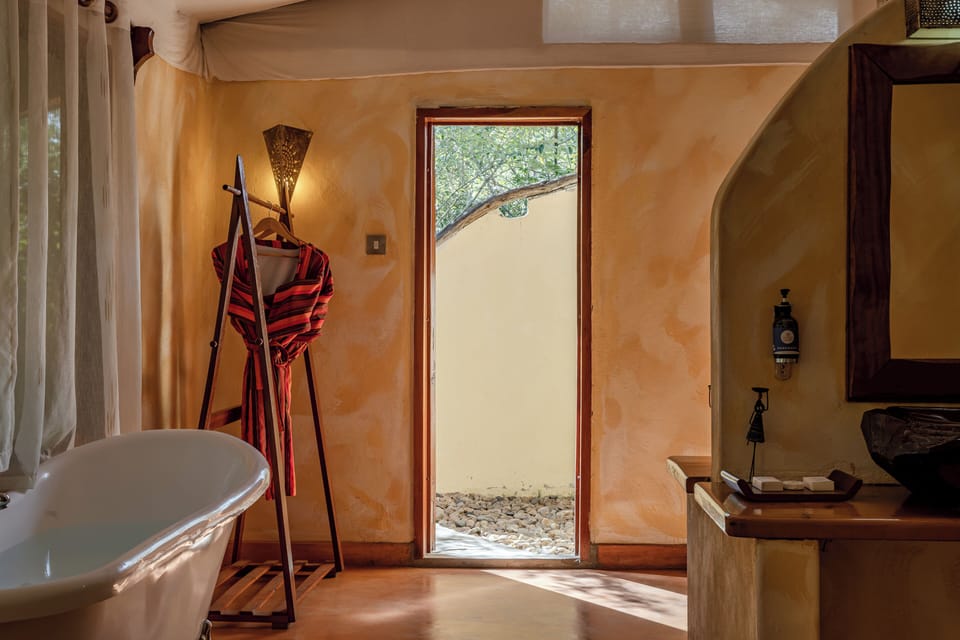 Deluxe Cottage, 1 King Bed, River View, Overwater | Premium bedding, memory foam beds, minibar, in-room safe
