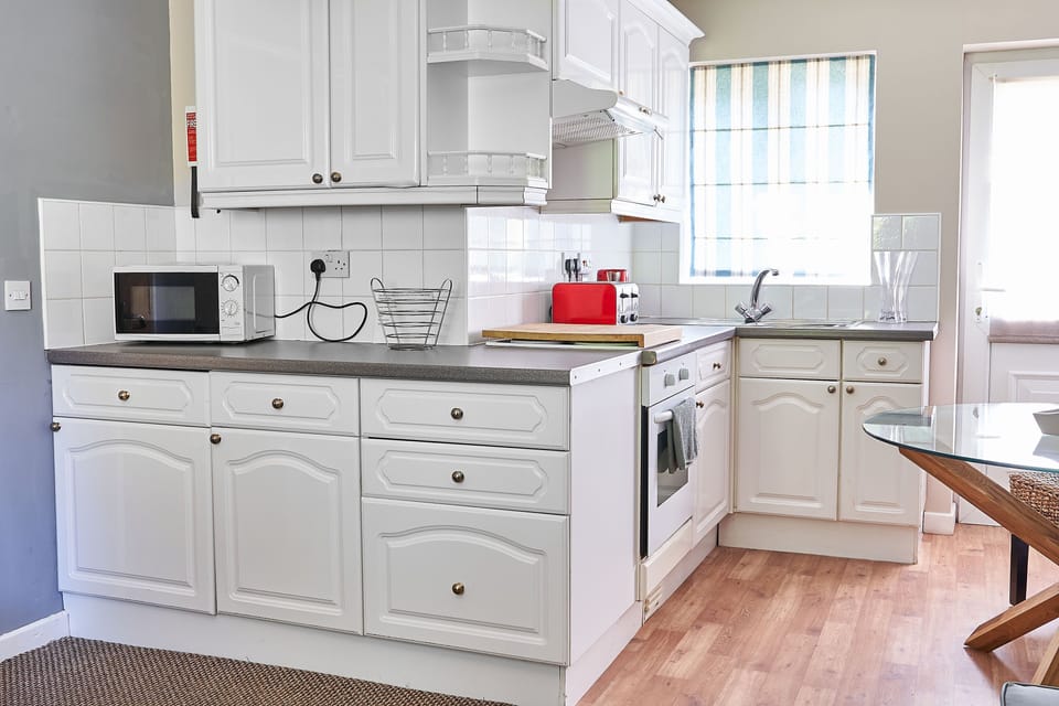 Deluxe Bungalow, Shared Bathroom | Shared kitchen