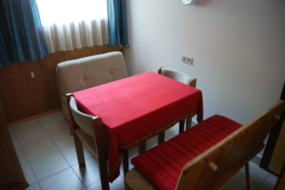 Basic Double Room (Basement) | In-room dining