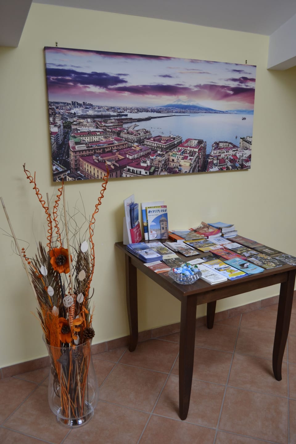 Concierge desk