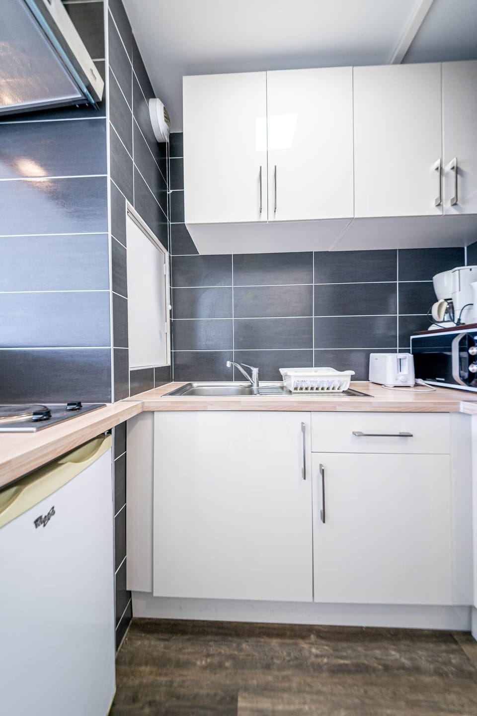 Family Apartment, 1 Bedroom | Private kitchen | Stovetop, coffee/tea maker, electric kettle, cookware/dishes/utensils