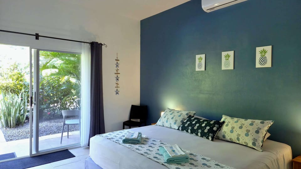 Comfort Double Room, Ensuite, Garden View (Chambre N°2) | 1 bedroom, in-room safe, desk, blackout drapes