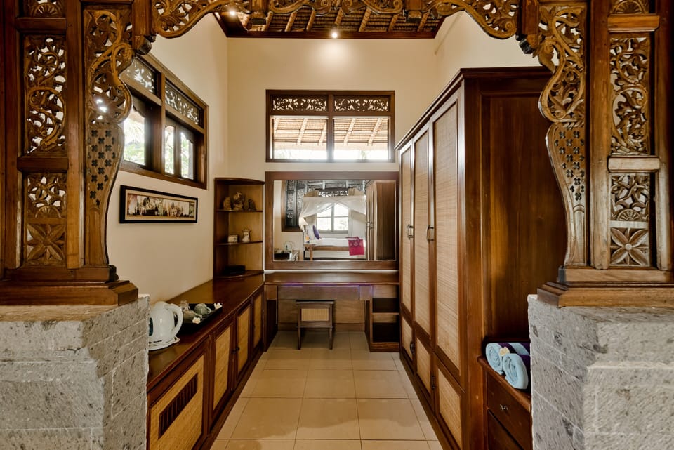 One Bedroom Suite | In-room safe, desk, cribs (free), WiFi (free)