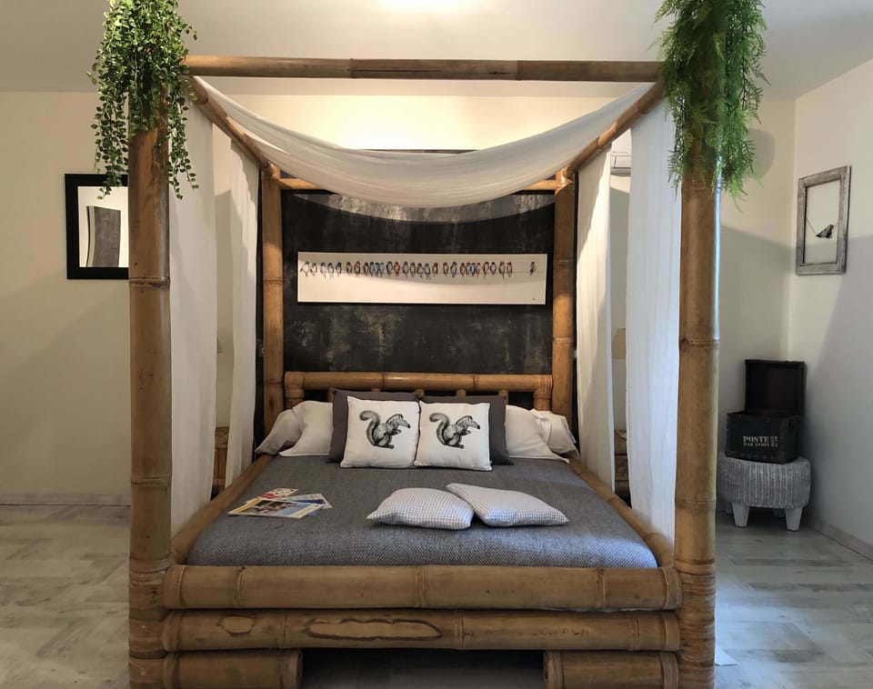 Room (Clef des Songes) | 1 bedroom, individually furnished, desk, soundproofing