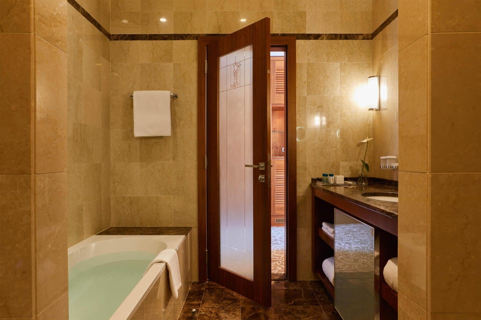 Superior Room, Sea View | Hypo-allergenic bedding, minibar, in-room safe, desk