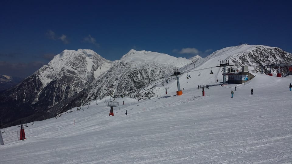 Snow and ski sports