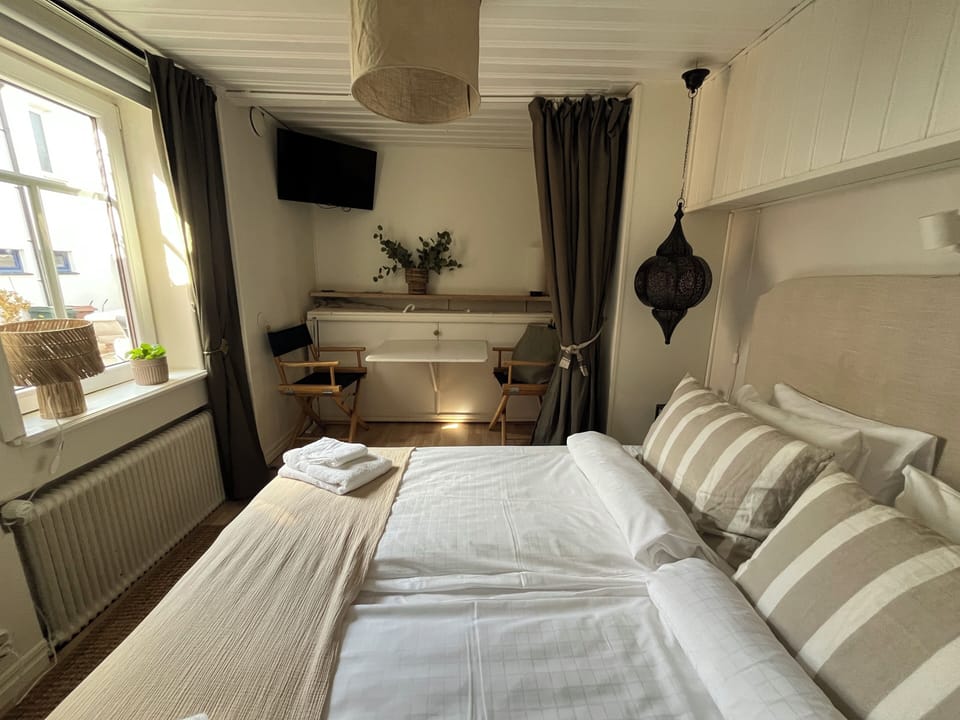 Triple Room | Individually decorated, individually furnished, blackout drapes