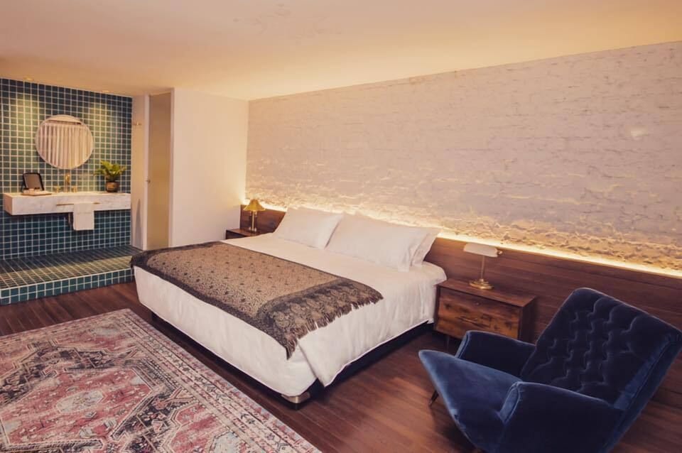 Suite | Soundproofing, free WiFi