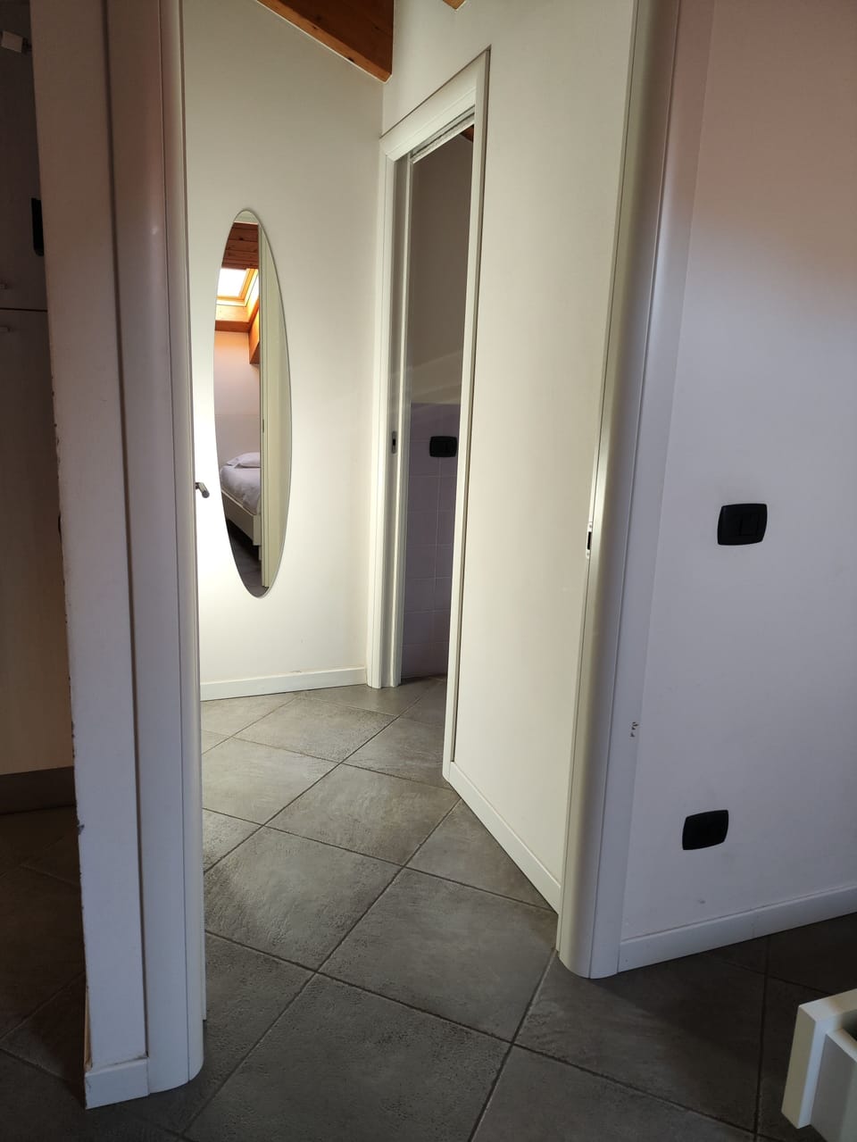 Apartment, 1 Bedroom | 1 bedroom, soundproofing, iron/ironing board, WiFi (free)