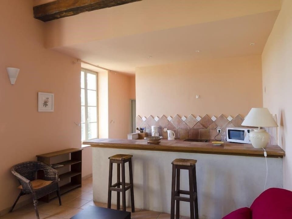 Apartment, Ensuite (Gîte La Sellerie) | Miscellaneous