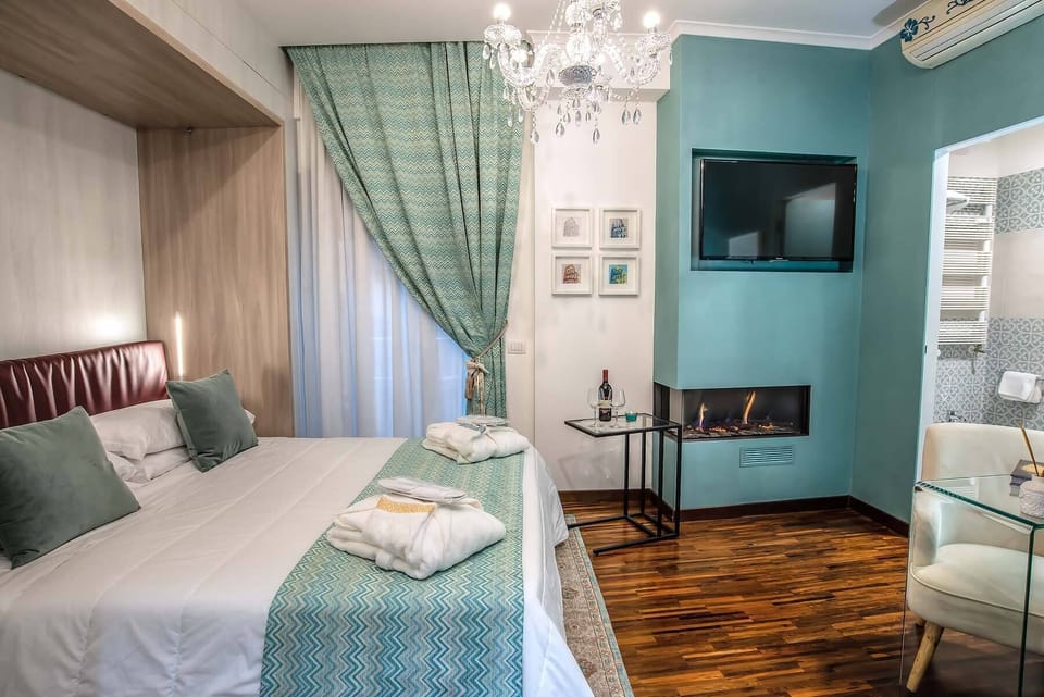 Economy Room | In-room safe, desk, soundproofing, free WiFi