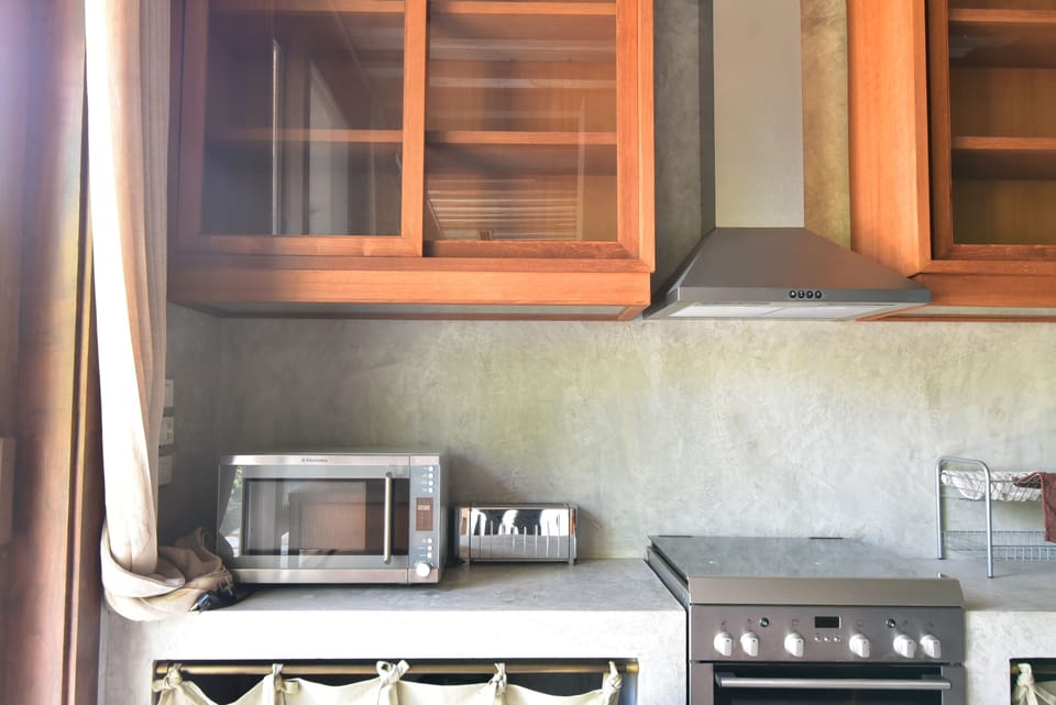 3 Bedrooms Villa | Private kitchen | Fridge, microwave, oven, electric kettle