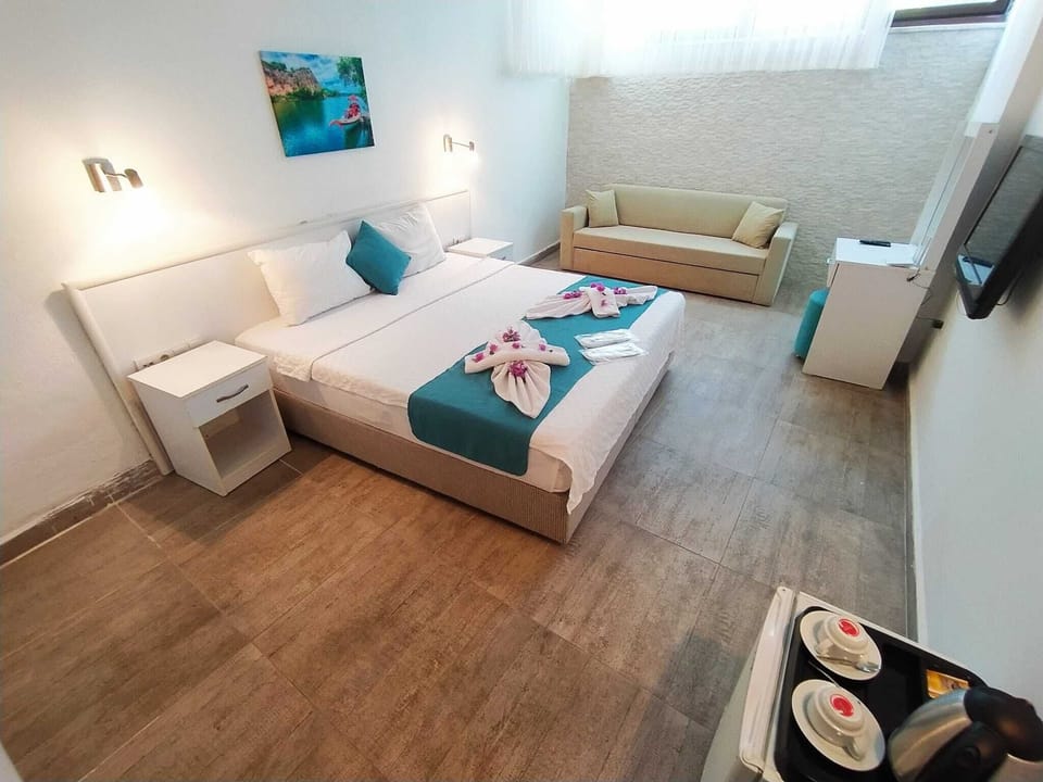 Economy Semi-Basement Room Without Balcony | Minibar, desk, soundproofing, cribs (surcharge)