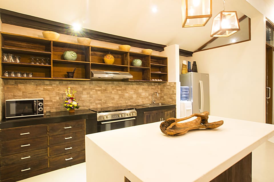 Family Villa, 5 Bedrooms, Private Pool | Private kitchen | Fridge, microwave, oven, stovetop