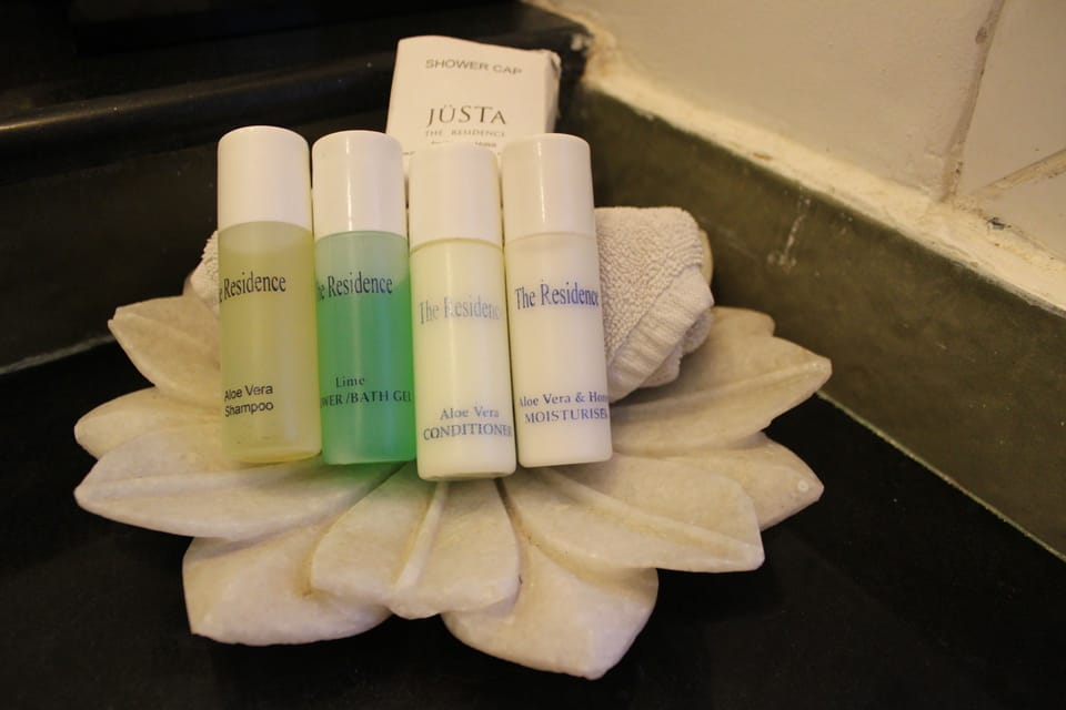 Shower, free toiletries, hair dryer, bathrobes