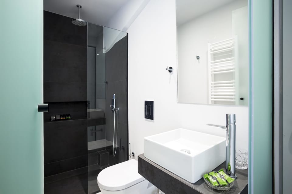 Superior Double Room | Bathroom | Shower, rainfall showerhead, designer toiletries, hair dryer
