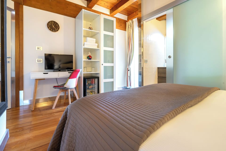 Economy Room, Private Bathroom, Garden View | Egyptian cotton sheets, premium bedding, down comforters