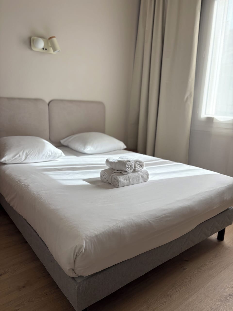 Desk, blackout drapes, free WiFi, bed sheets
