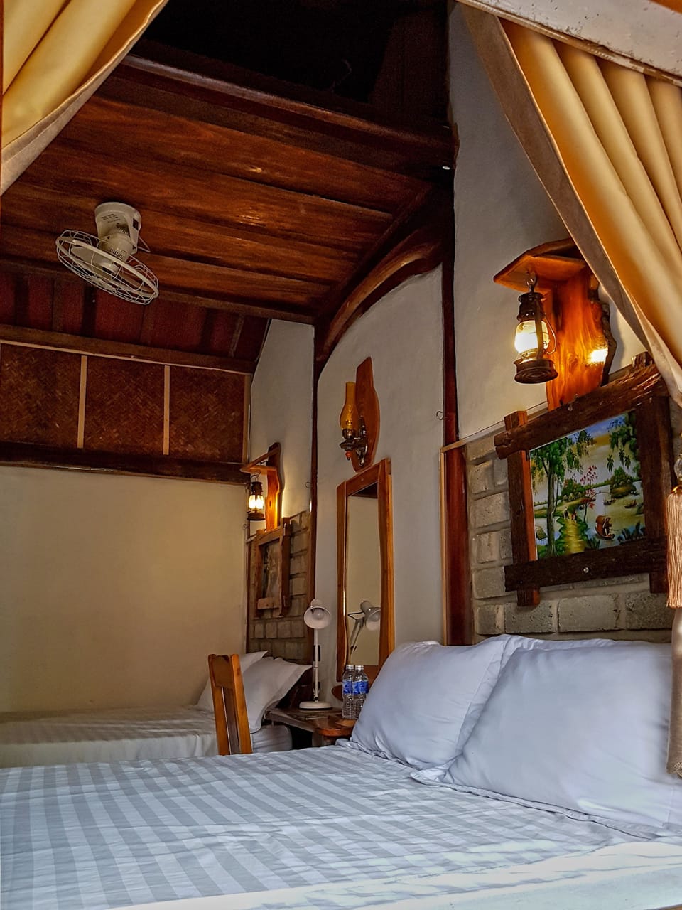 1 bedroom, desk, laptop workspace, free WiFi