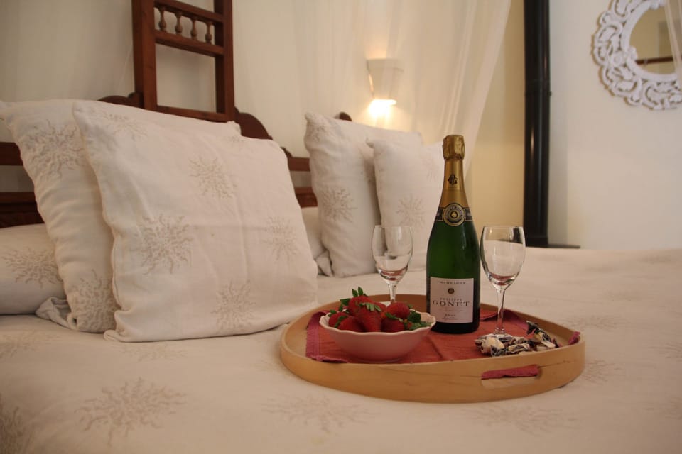 Superior Room (Fico D'India) | Minibar, desk, free WiFi, bed sheets