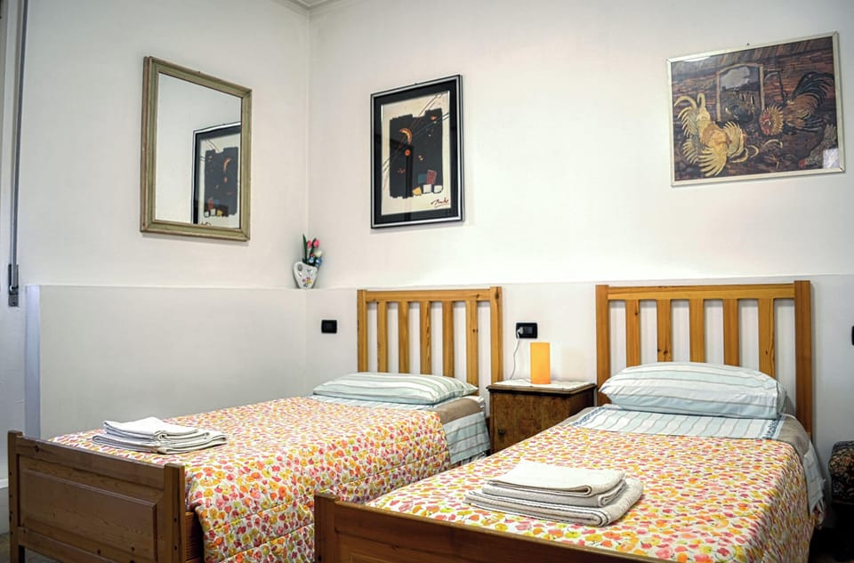Standard Double or Twin Room | Desk, WiFi (free), bed sheets